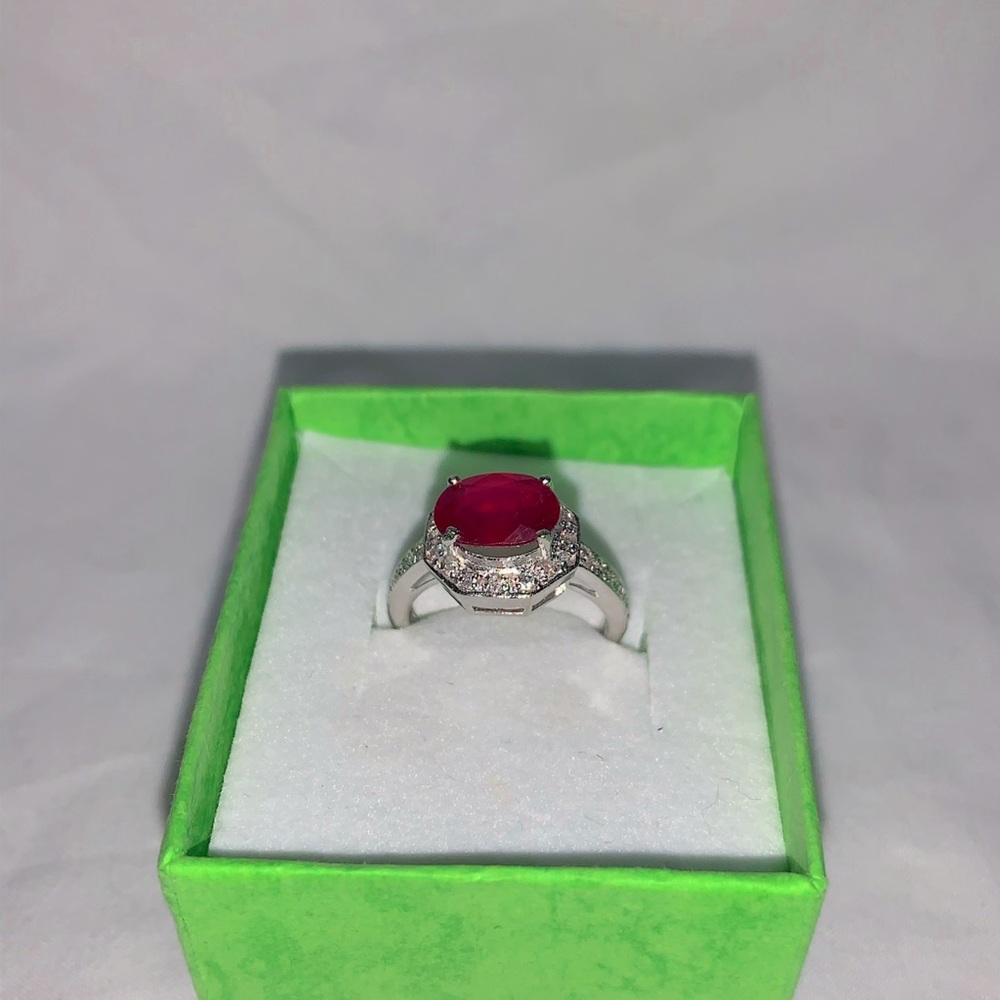 Ruby 10 CARATS Sterling Silver Ring